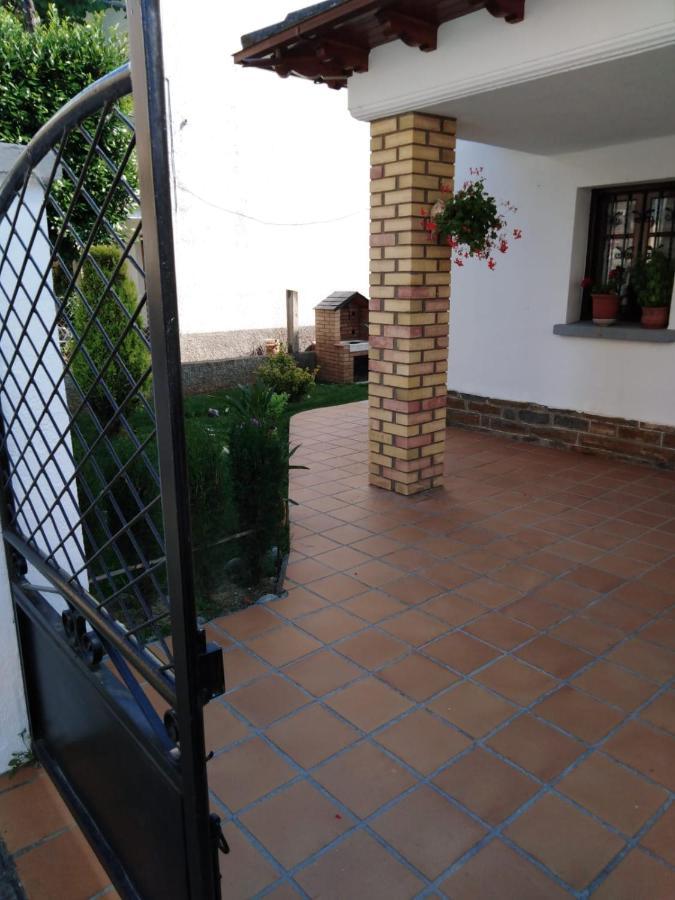Apartamento Rural Casa Paco Con Jacuzzi Exterior Y Barbacoa 아인사 외부 사진