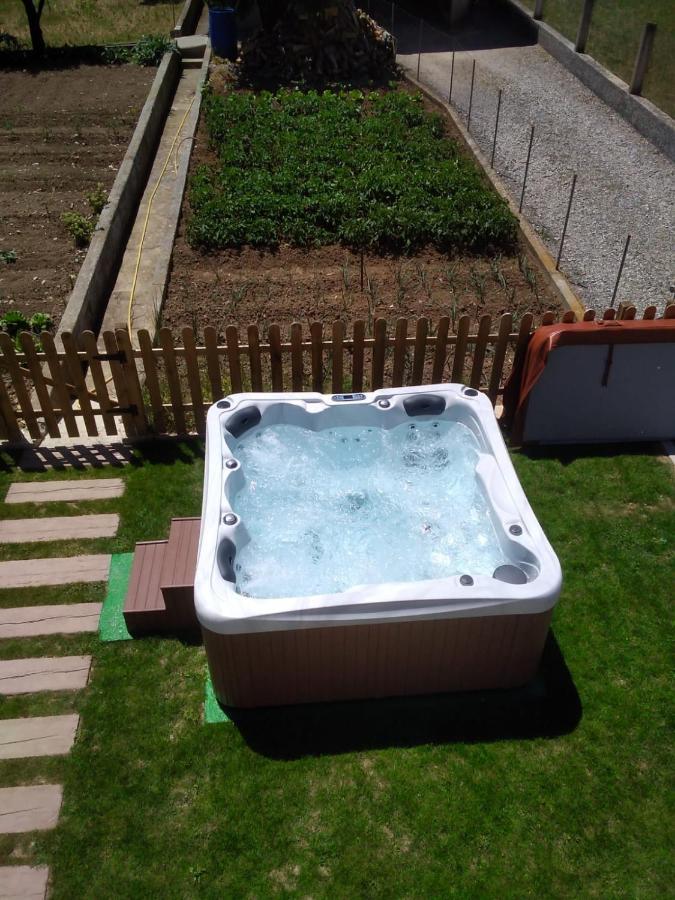 Apartamento Rural Casa Paco Con Jacuzzi Exterior Y Barbacoa 아인사 외부 사진