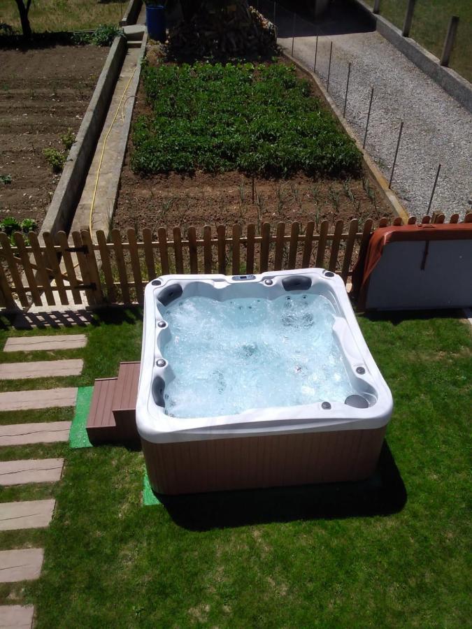 아인사 Apartamento Rural Casa Paco Con Jacuzzi Exterior Y Barbacoa 아파트 외부 사진