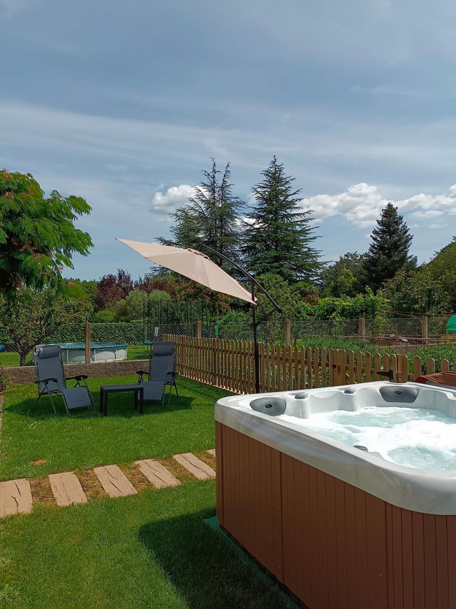 Apartamento Rural Casa Paco Con Jacuzzi Exterior Y Barbacoa 아인사 외부 사진